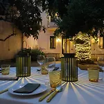 ホテル Vella Nit