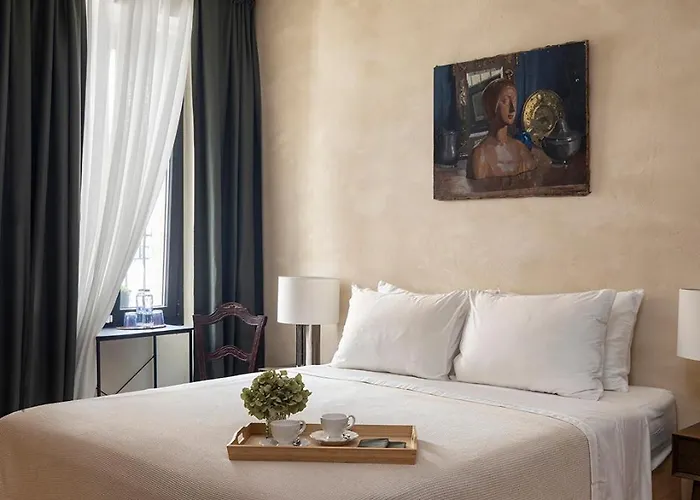 Vella Nit Hotel *